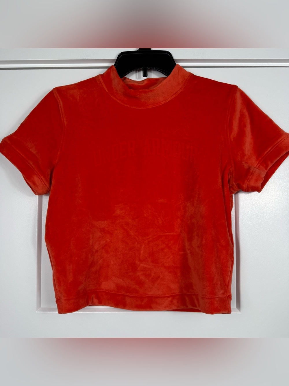 Under Armour Mock Neck Velour Top Embossed Logo Polyester Red Orange Women Small